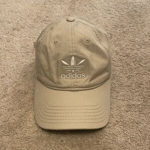 Adidas khaki hat